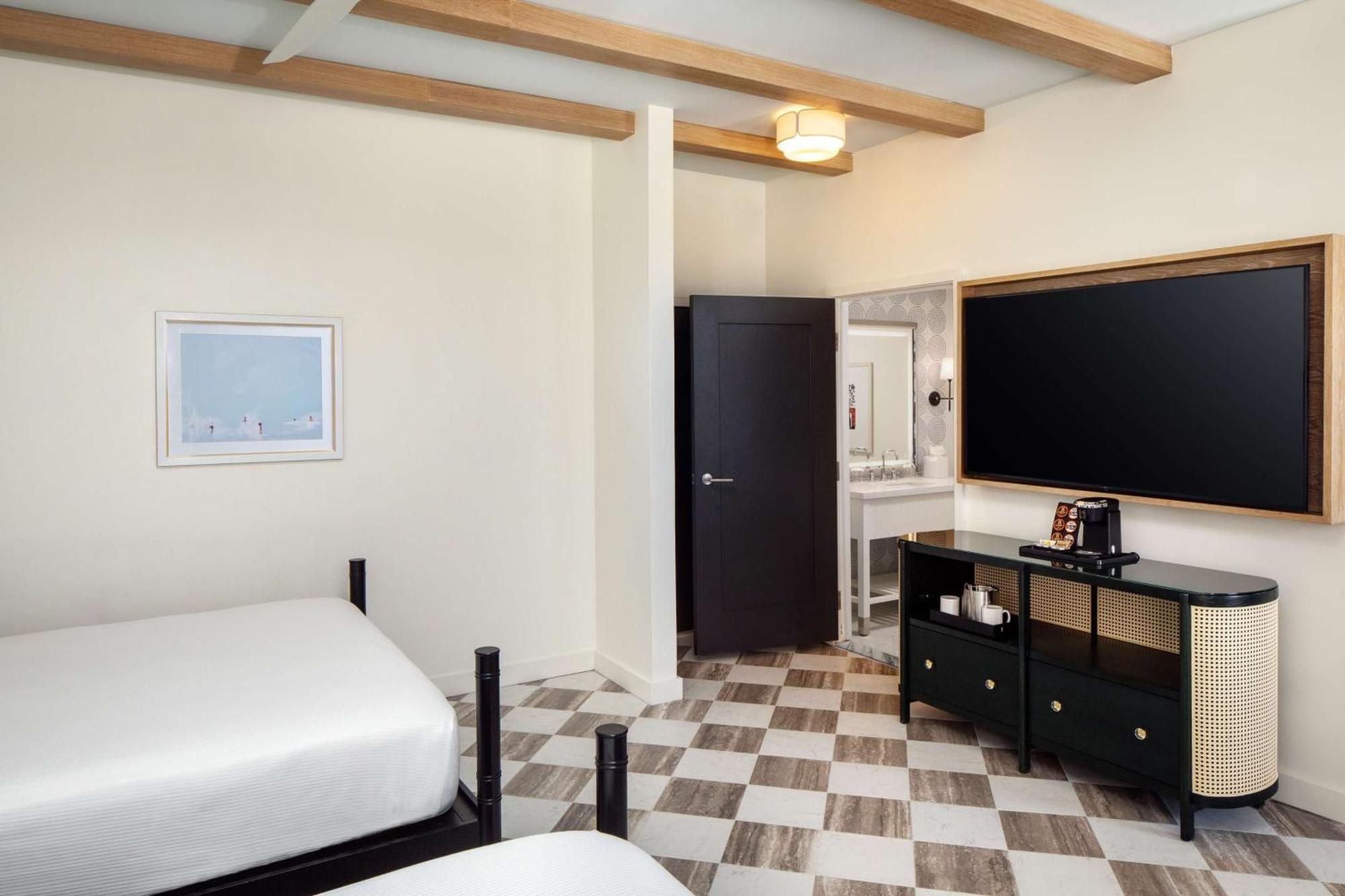 Hotel Casa Marina Key West, Curio Collection By Hilton Extérieur photo