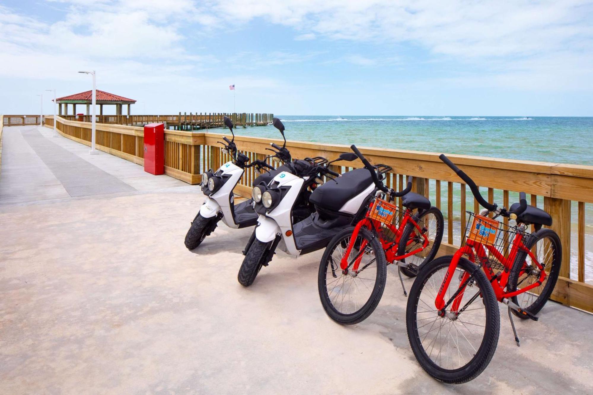 Hotel Casa Marina Key West, Curio Collection By Hilton Extérieur photo